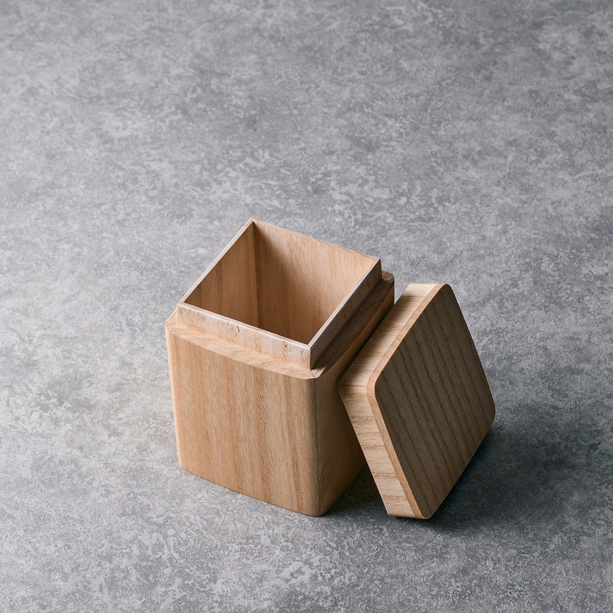 KIRIFT TOYAMA PAULOWANIA COFFE STRAGED BOX W4.3 x D4.3 x H5.5 in