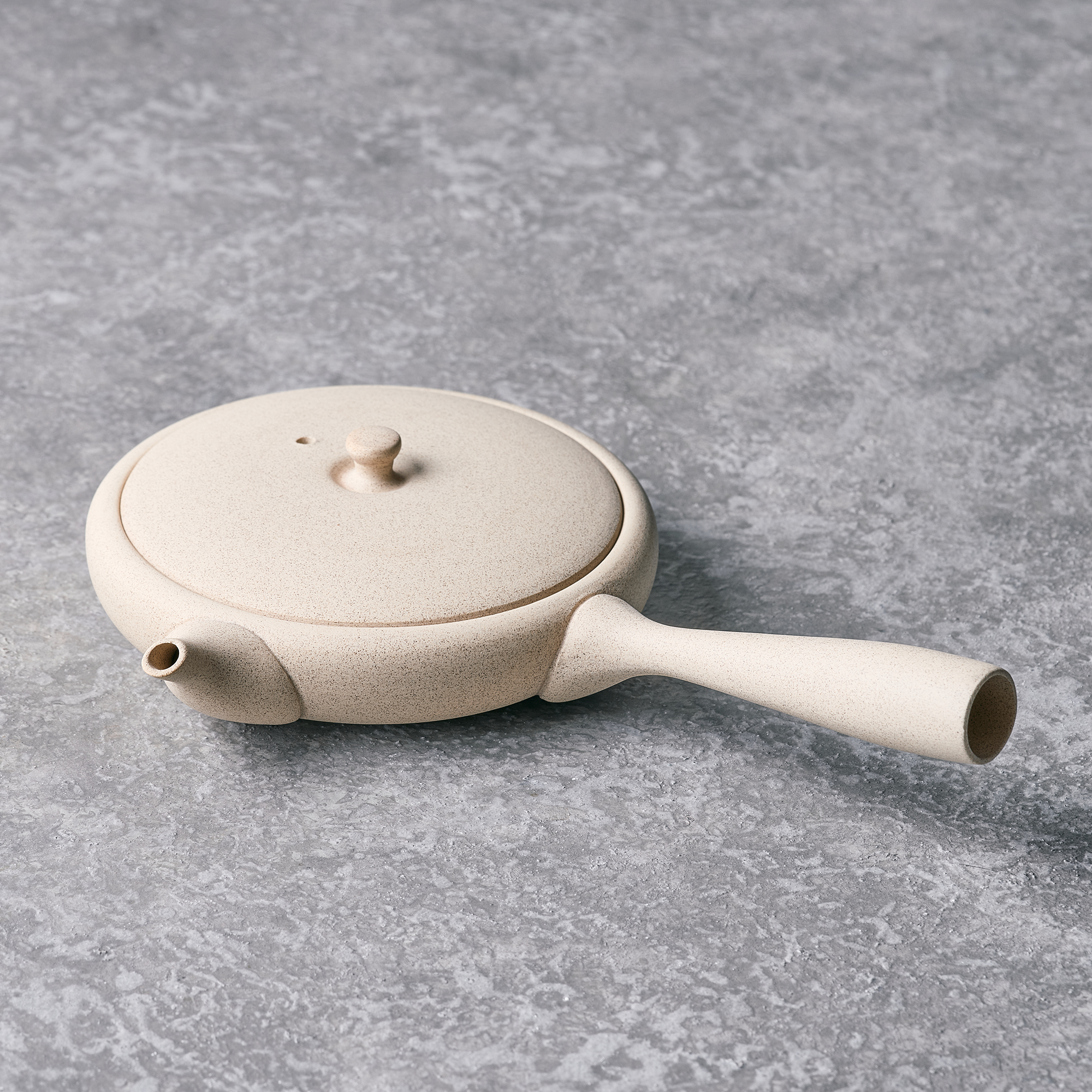 TOKONAME WARE YUSUKE WATANABE JINSUI KILN JAPANESE TEAPOT(80ml) W7.8 x D5.1 x H1.8 in