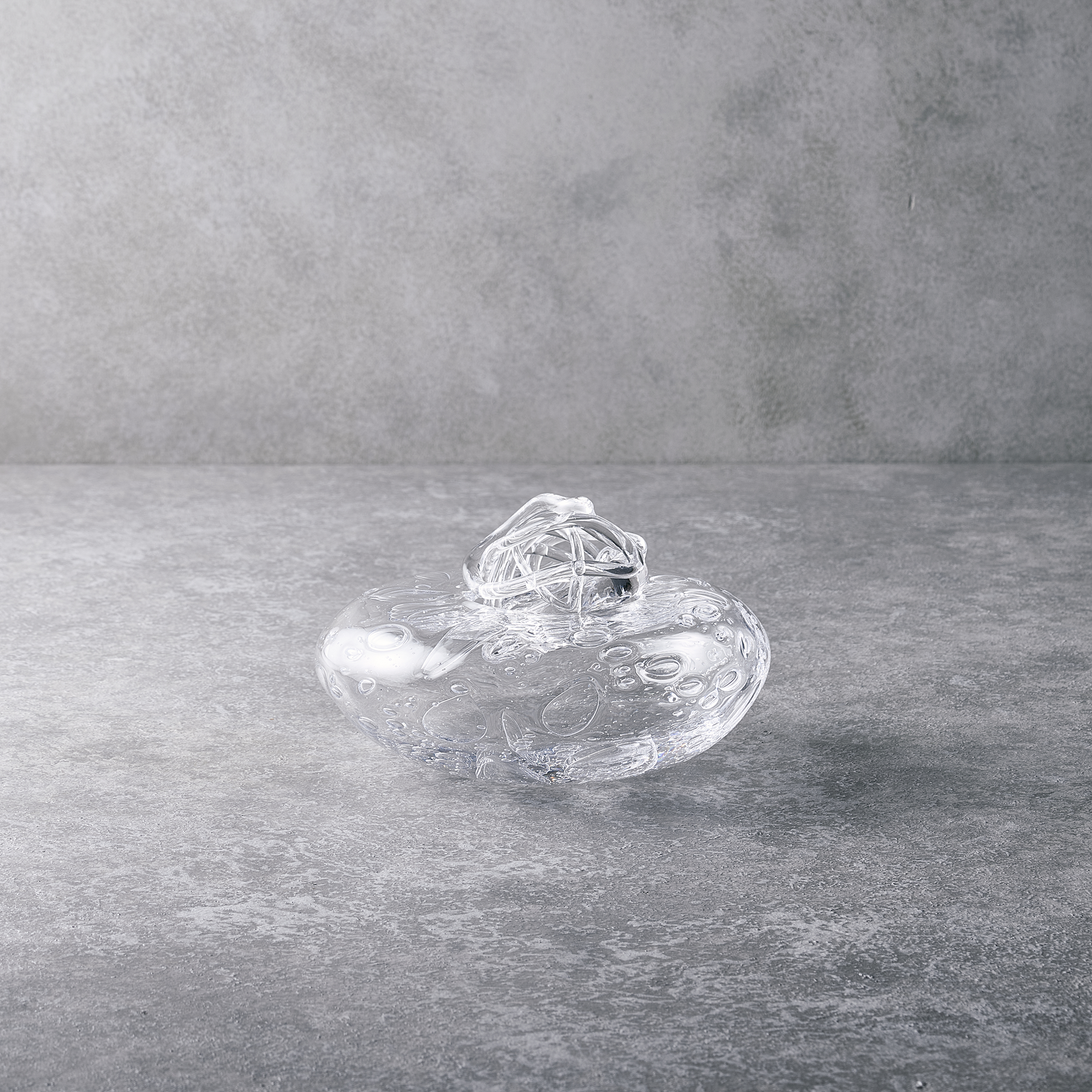 DAISUKE TAKATOMI FLOWER VASE Φ7.0 x H2.9in