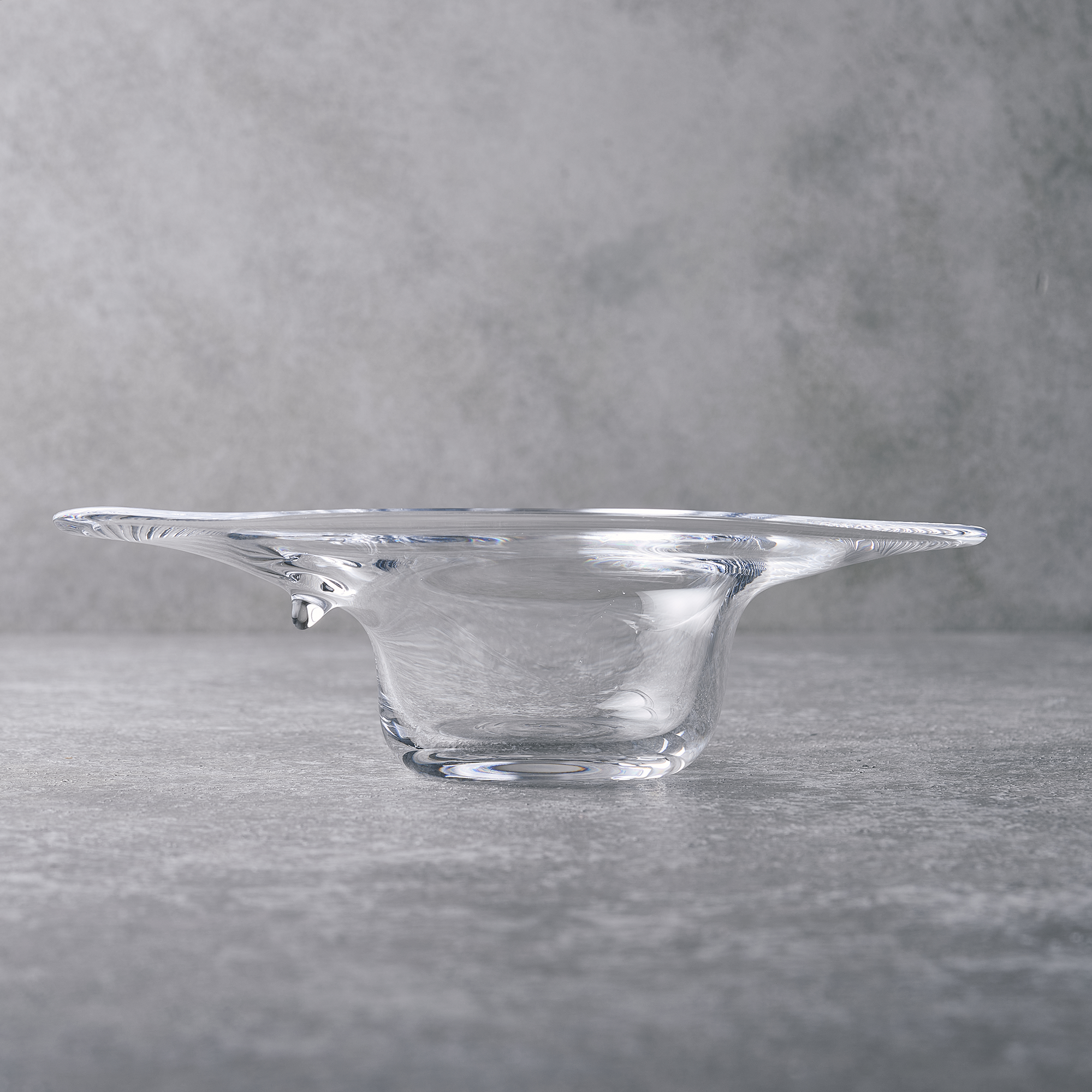 DAISUKE TAKATOMI FLOWER VASE W8.4 x D5.2 x H2.3in