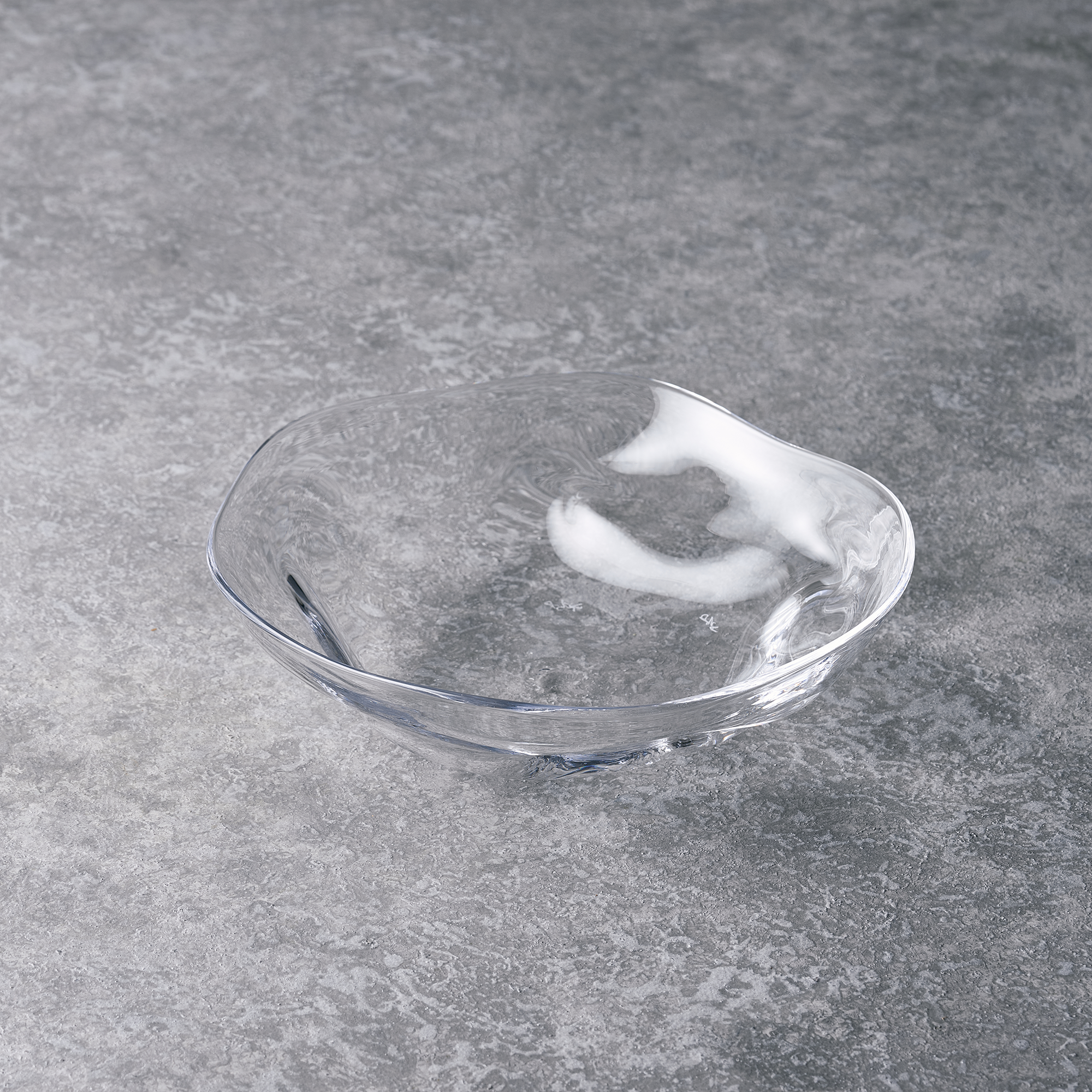 DAISUKE TAKATOMI GLASS PLATE KIRARI 15 Φ9.0 x H3.5in