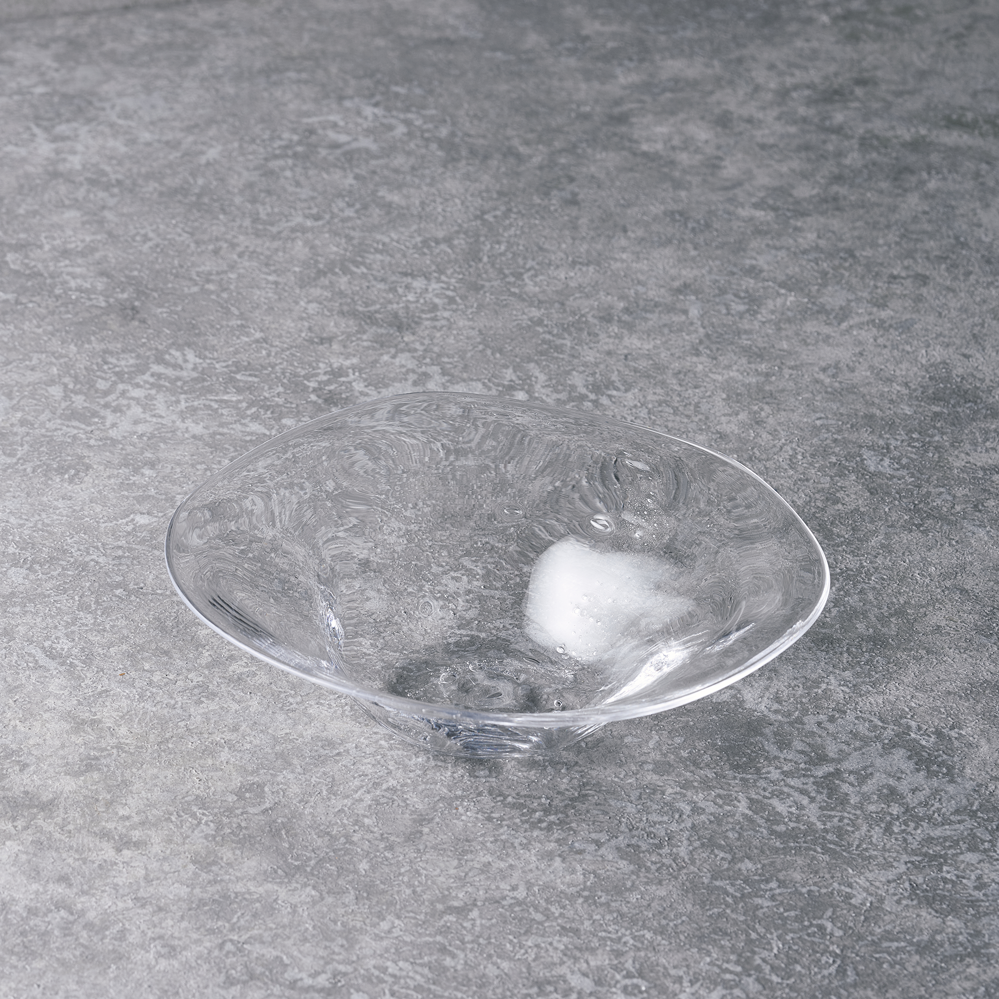 DAISUKE TAKATOMI GLASS PLATE Φ7.0 x H1.9in