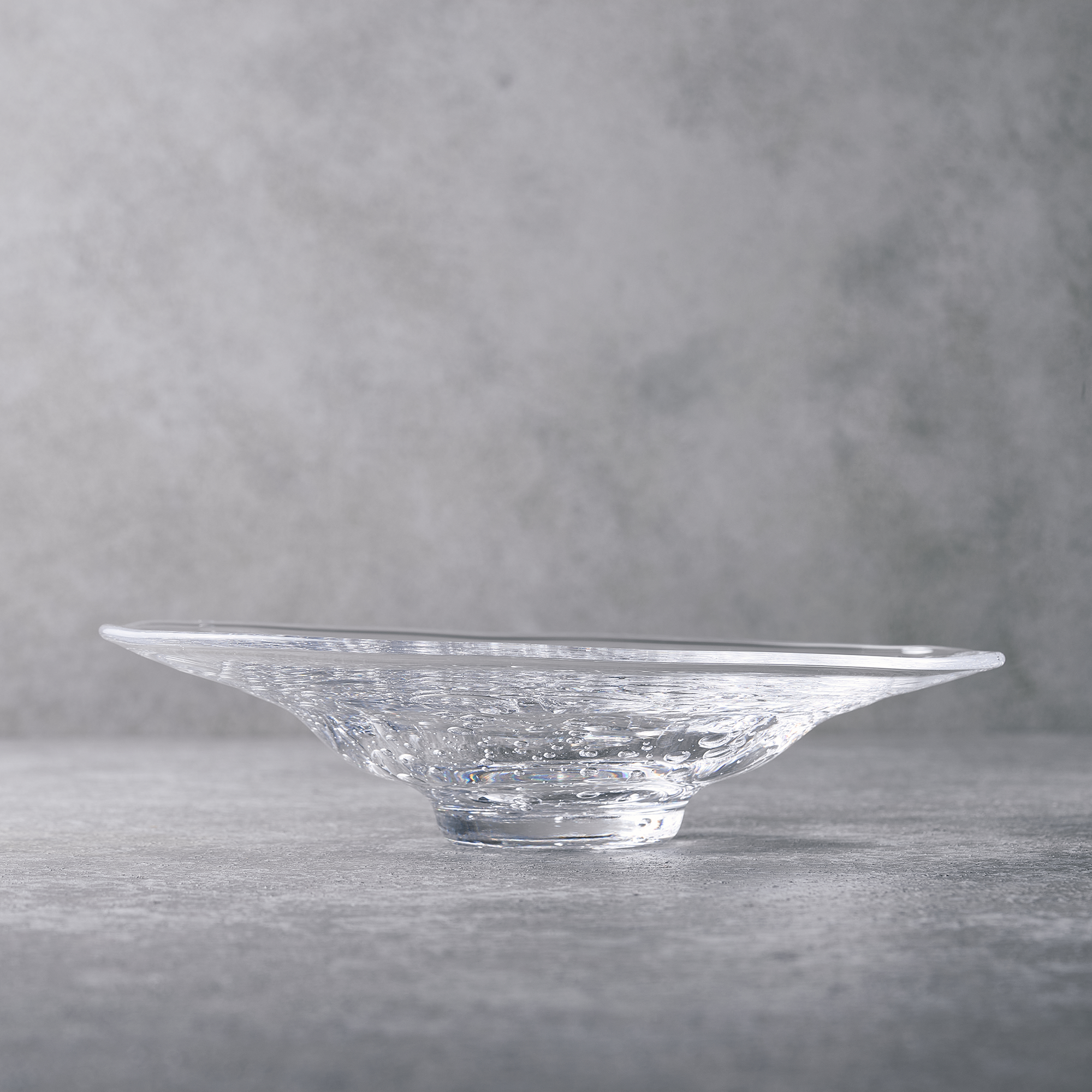 DAISUKE TAKATOMI GRASS PLATE Φ8.2 x H1.7in
