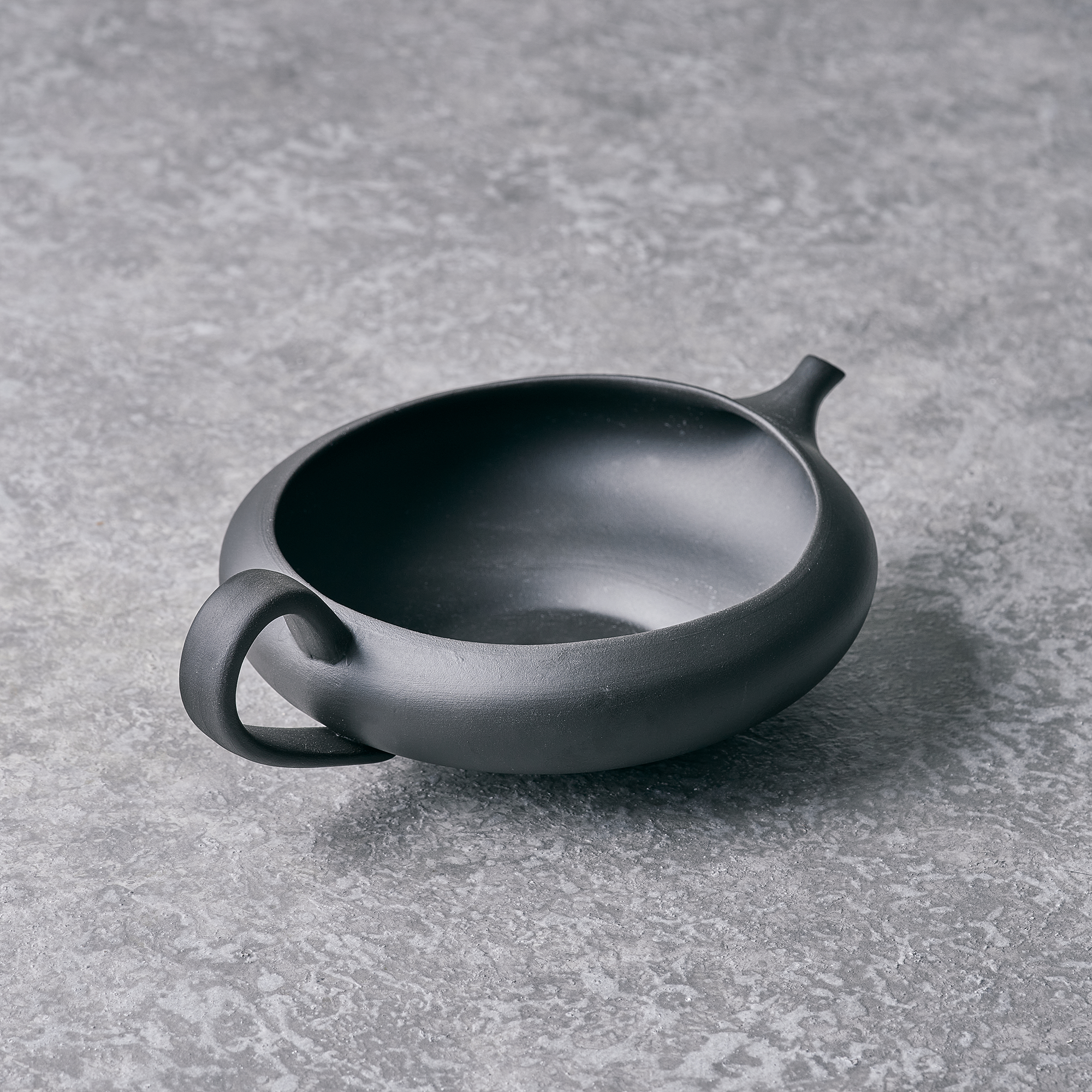 TOKONAME WARE YUSUKE WATANABE JINSUI KILN TEAPOT(230ml) W7.0 x D5.1 x H1.9 in