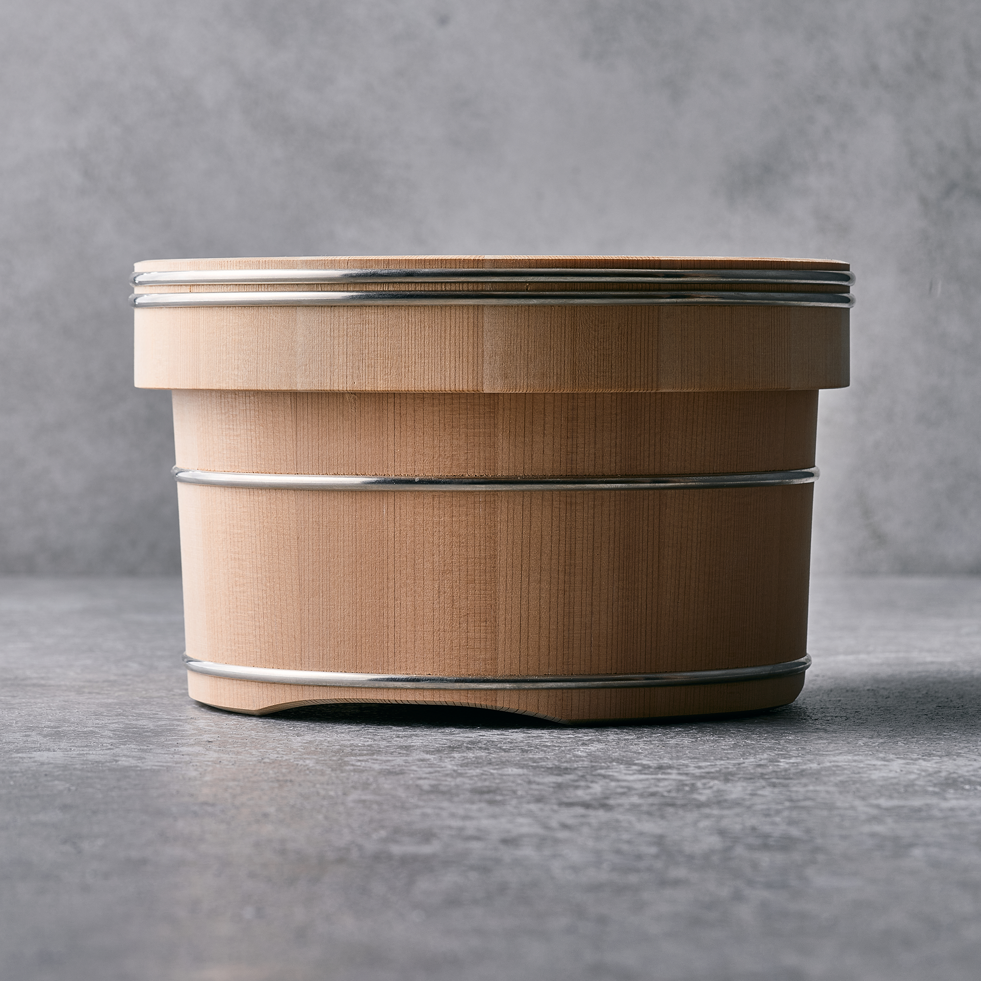 SHUJI NAKAGAWA JAPANESE CYPRESS WOOD RICE BOW Φ7.0 x H4.6 in(TOP COVER Φ7.8 x H1.3 in)