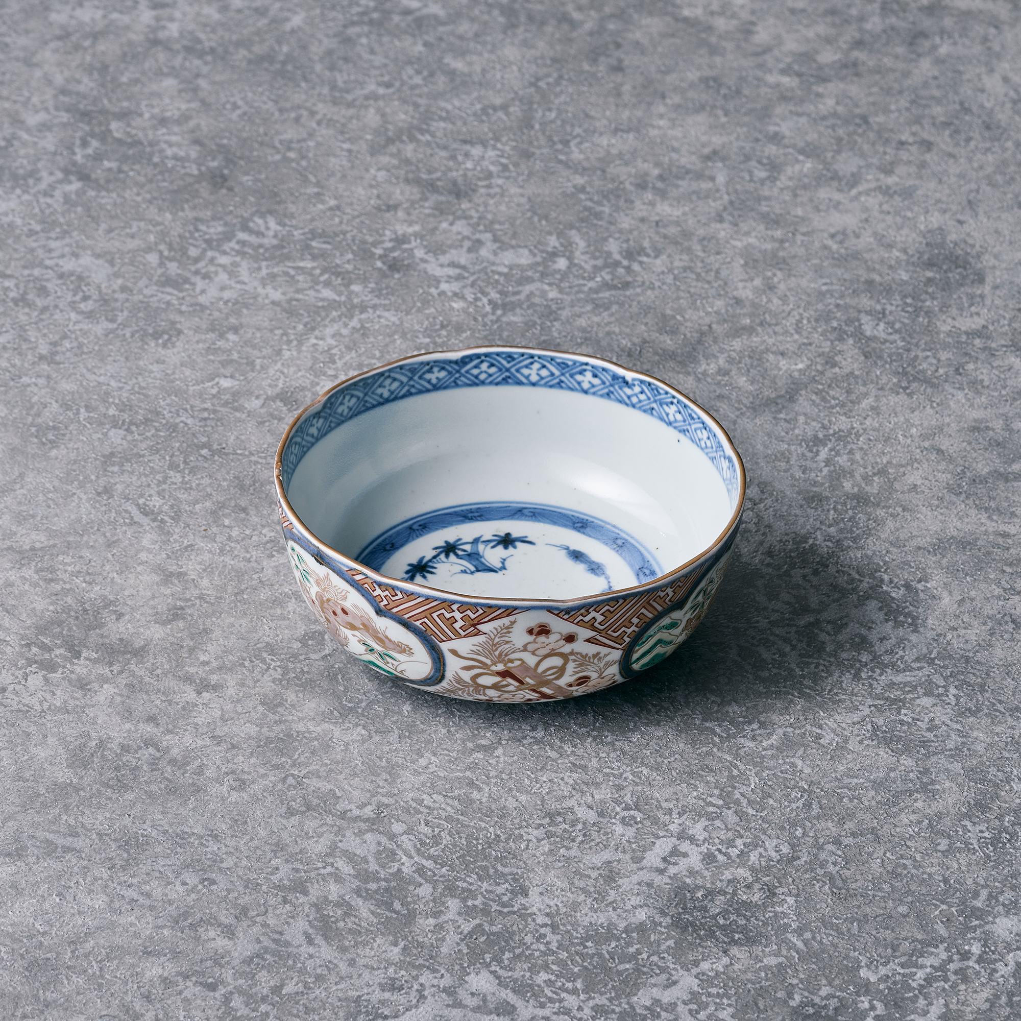 IMARI WARE LION/KITYOU PATTERN BLOWL Φ6 x 2.36in 古伊万里獅子