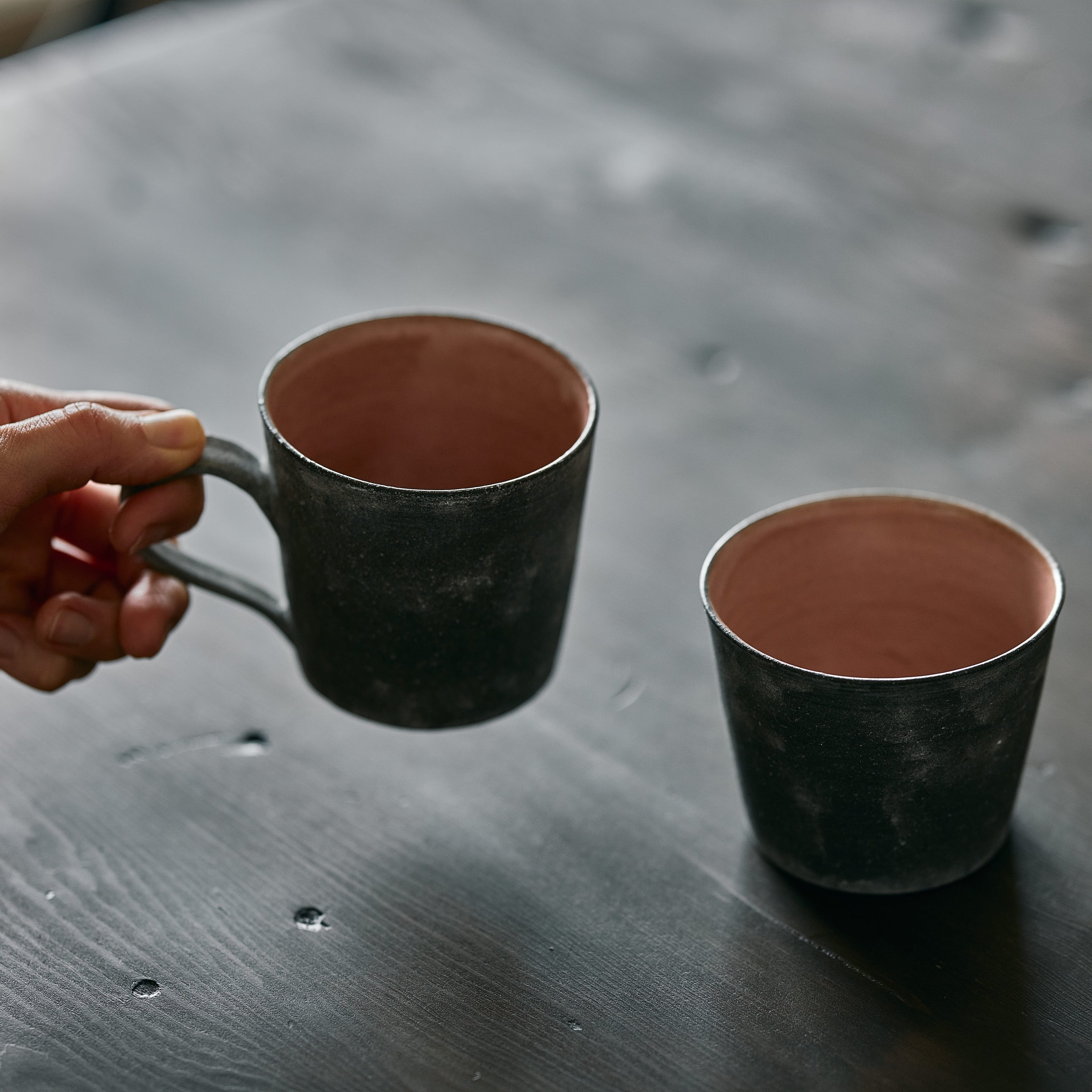 KENJI OMORI MUG CUP BLACK SOIL Φ8cm 黒土マグ