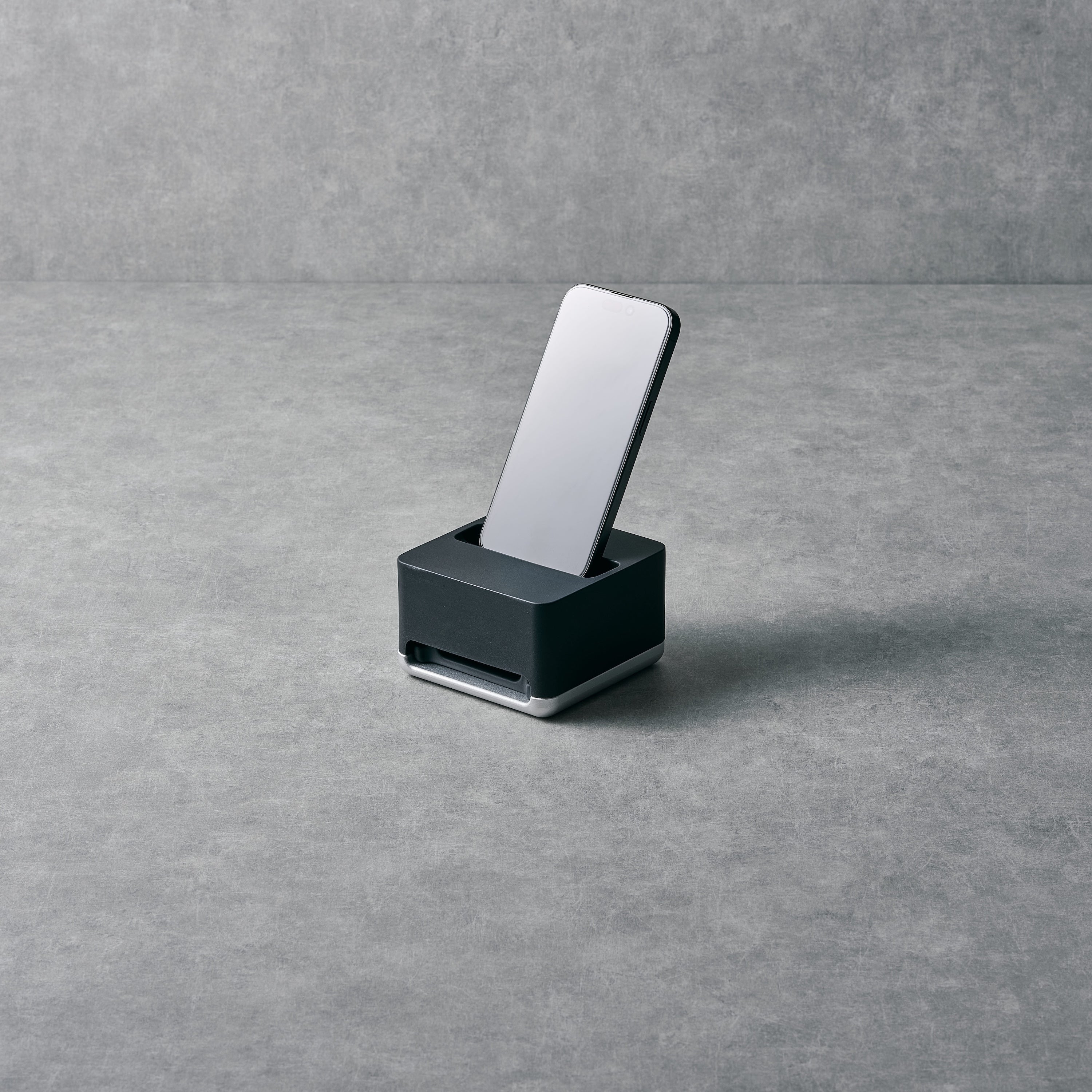 +STONE SPEAKER BLACK