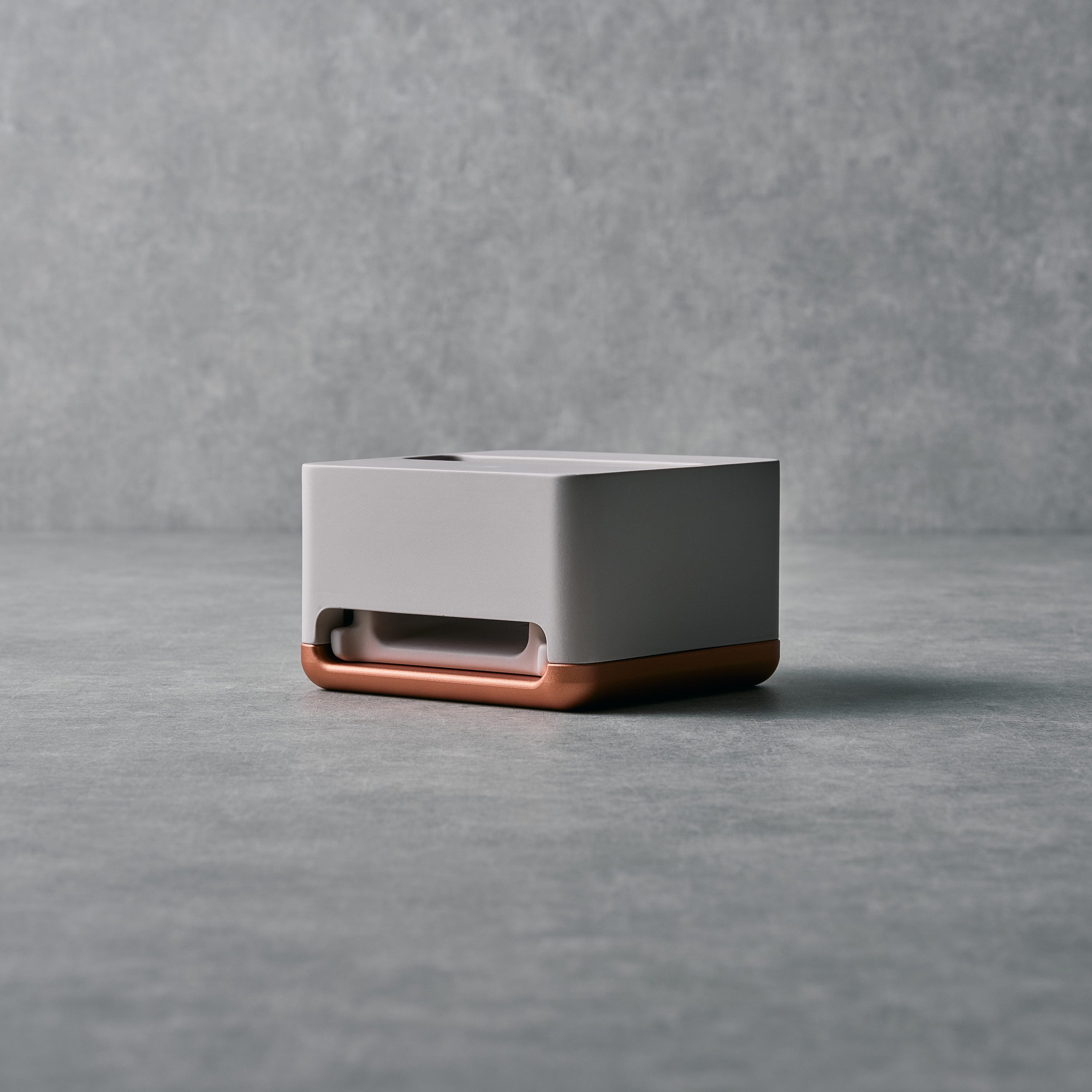 stone+ ストーンスピーカー ベイジュ 電源不要 キャンプで、キッチンで使えます
