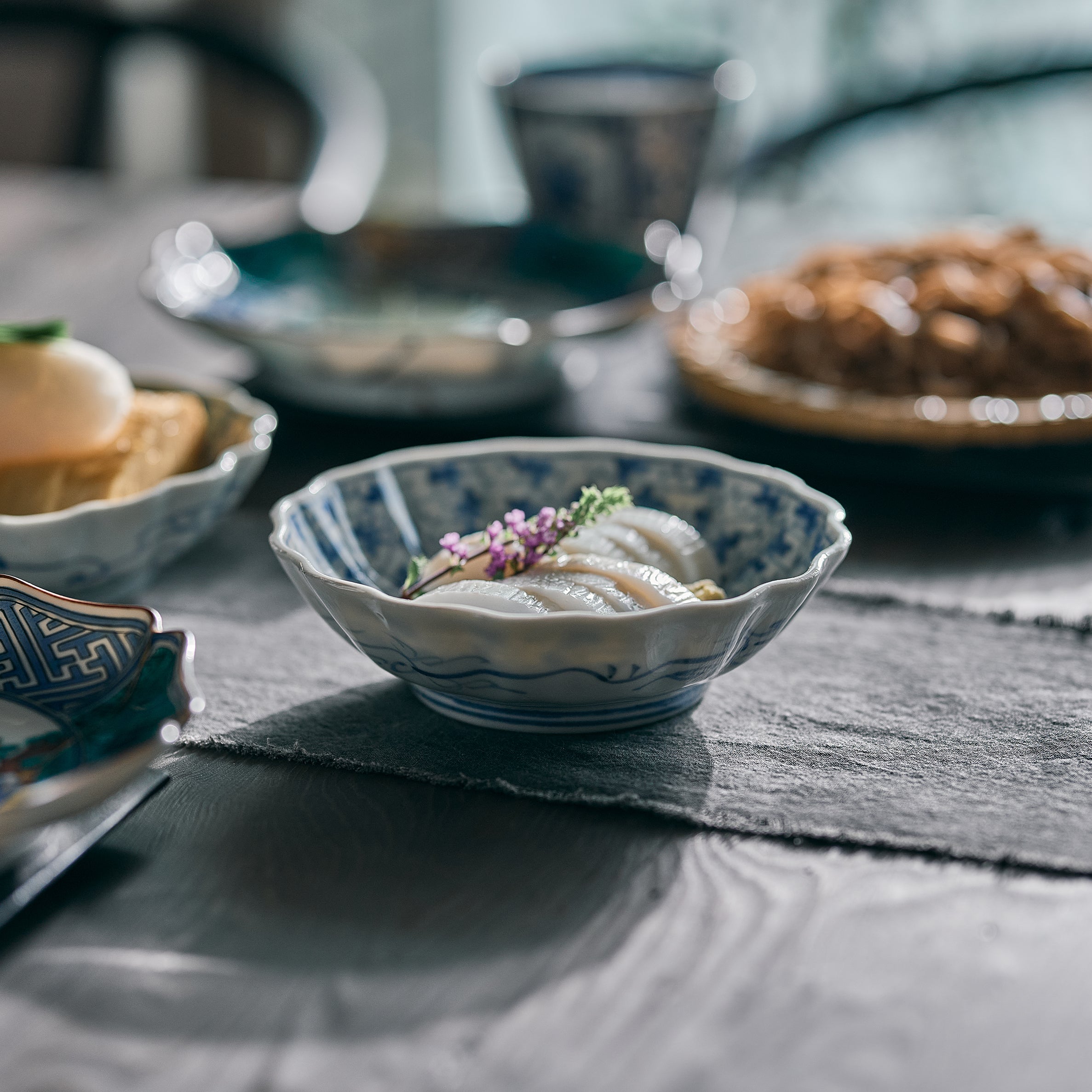 IMARI WARE 染付唐草なます皿Φ6.1xH1.77n