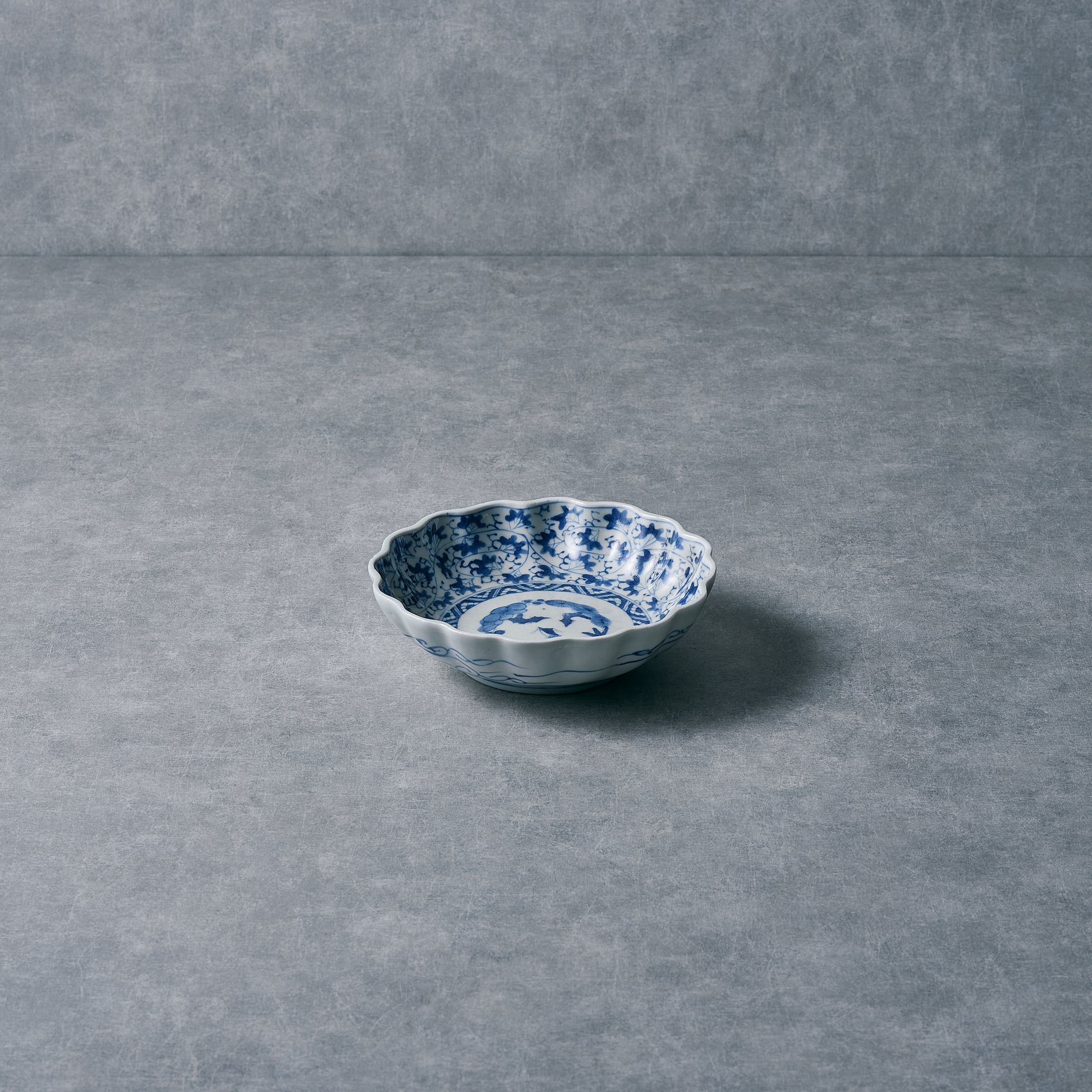 IMARI WARE 染付唐草なます皿Φ6.1xH1.77n