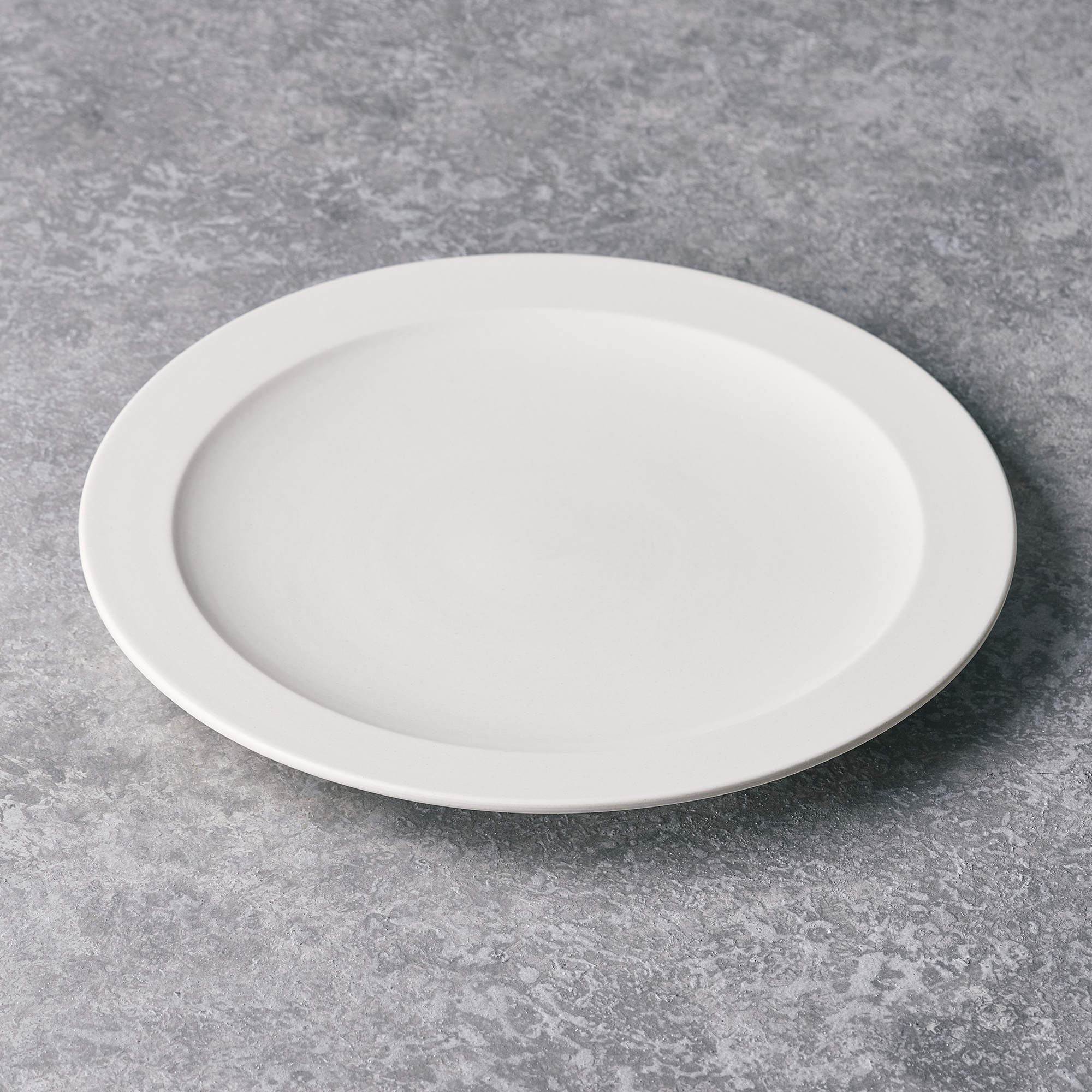 HANASAKA DISH PLATE 8 (off white)